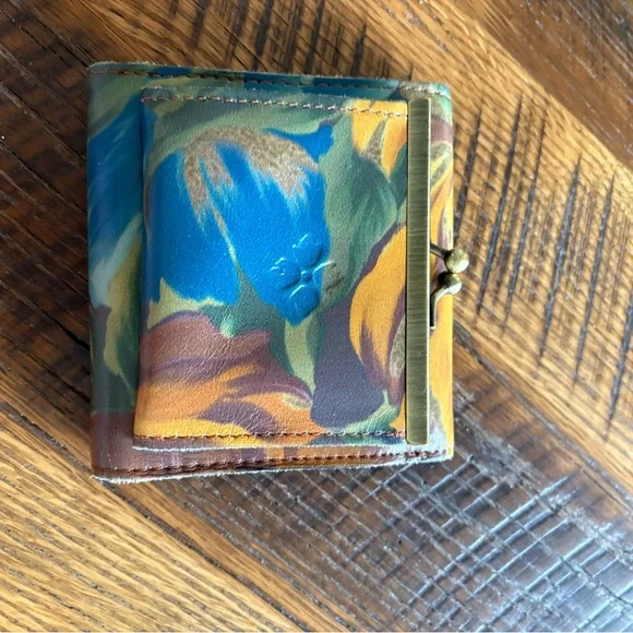 Patricia Nash Multicolor Floral Wallet - Picture 2 of 3